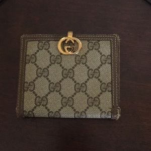 Vintage Gucci wallet